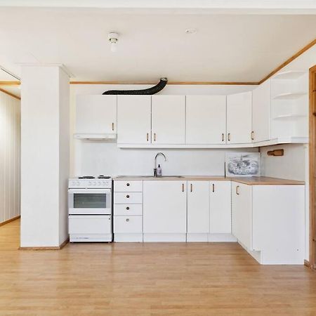 60 Sqm Apartment A - Free Parking! 特罗姆瑟 外观 照片