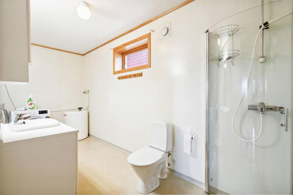 60 Sqm Apartment A - Free Parking! 特罗姆瑟 外观 照片
